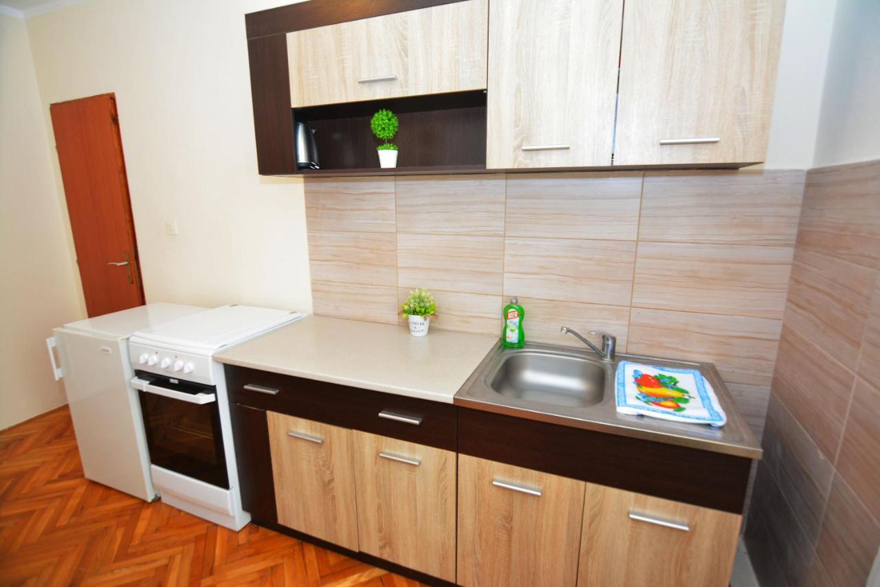 Apartments Radonjic 布德瓦 外观 照片