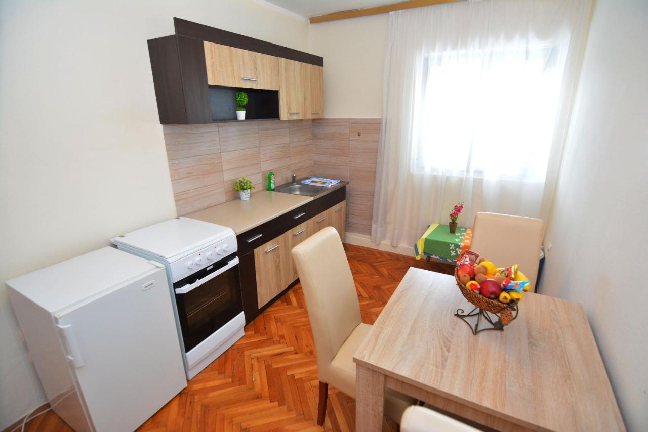 Apartments Radonjic 布德瓦 外观 照片